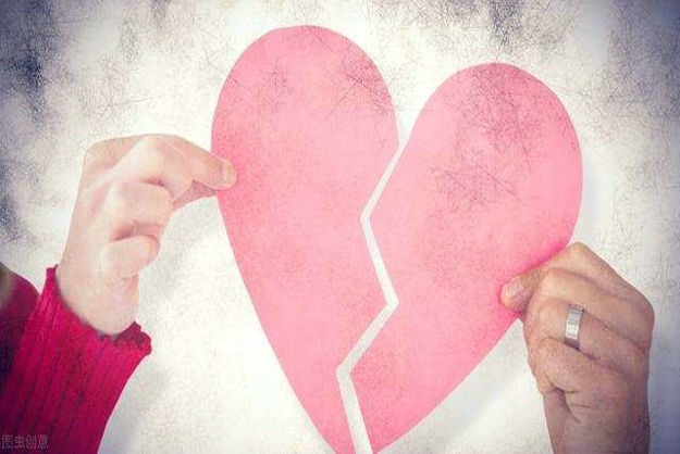 男女未婚同居违法吗?